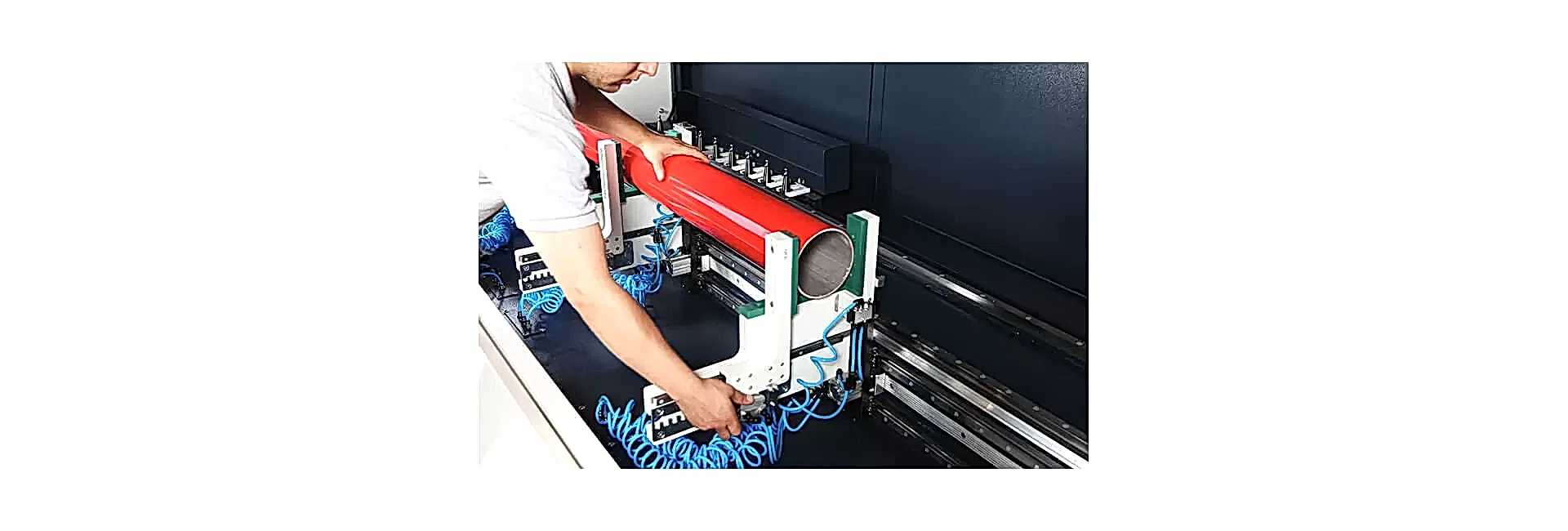 INO CALIFORNIA 4 Axis CNC Profile Machining Center