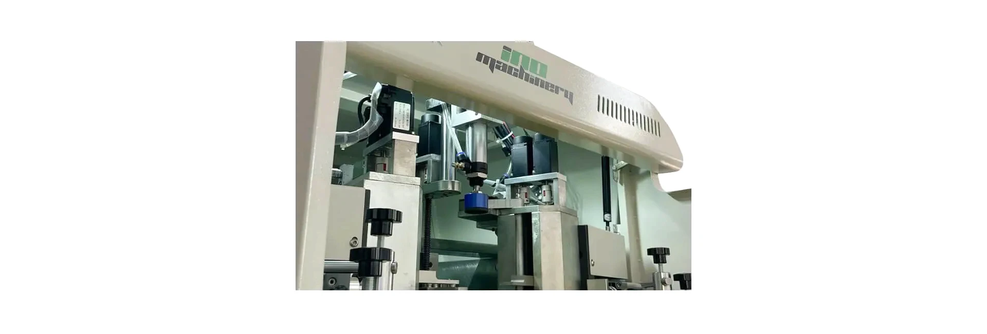 INO HERCULES CNC Corner Crimping Machine INO HERCULES CNC Corner Crimping Machine